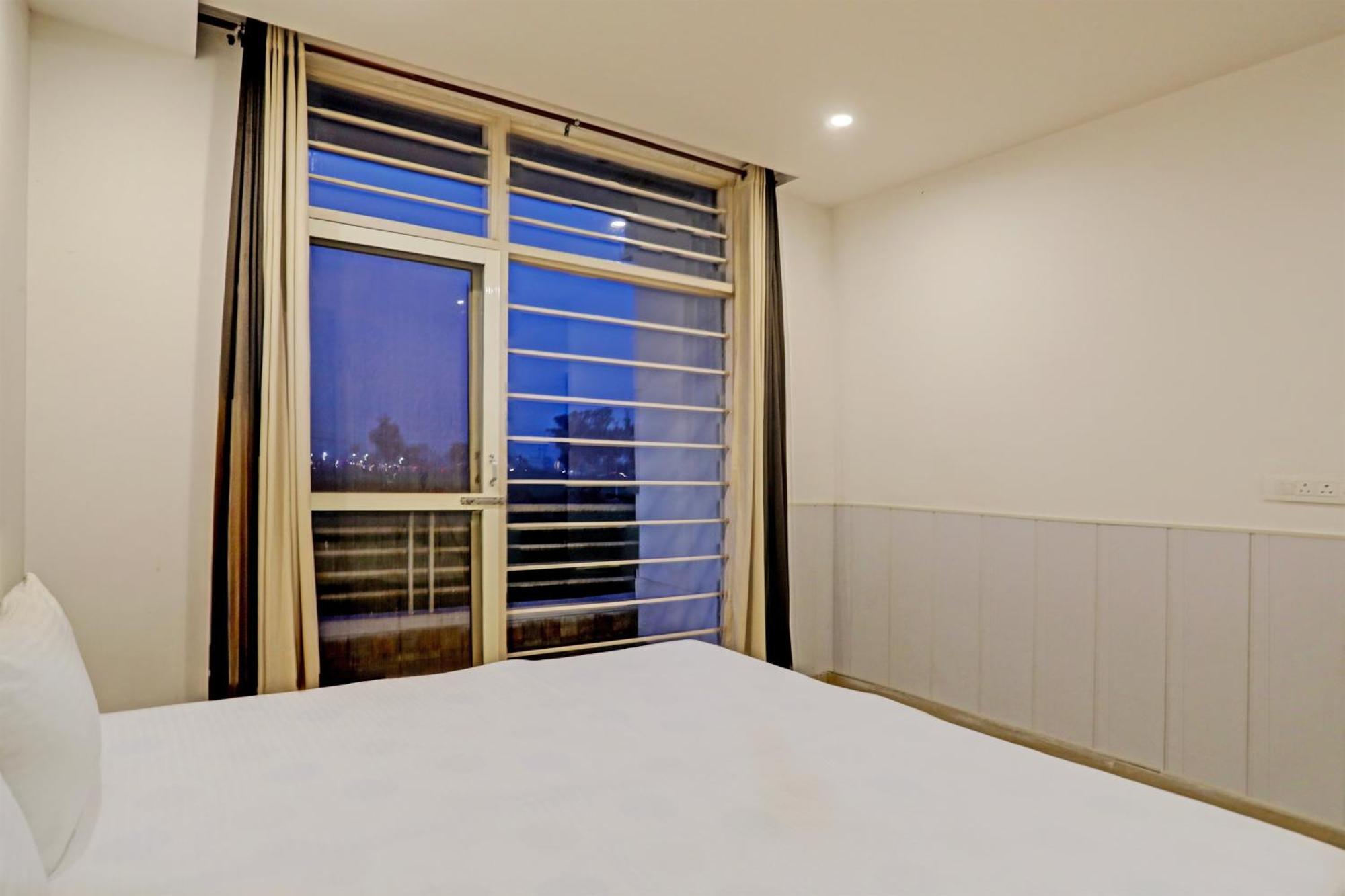 Oyo Home Green View Appartments Beas Exterior photo